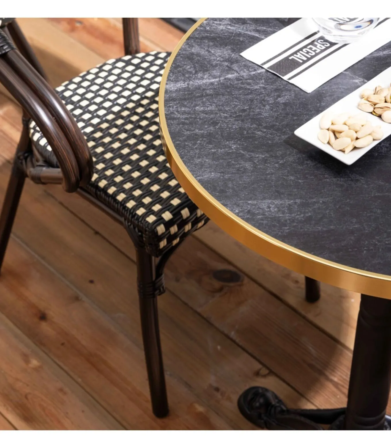 60 cm verstelbare zwartmarmeren terrastafel en 2 zwarte stoelen