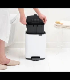 Brabantia Bo Pedaalemmer, 7 liter, stil sluitend, kunststof binnenemmer - White