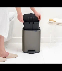Brabantia Bo Pedaalemmer, 7 liter, stil sluitend, kunststof binnenemmer - Platinum