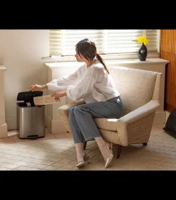 Brabantia Bo Pedaalemmer, 12 liter, stil sluitend, kunststof binnenemmer - Matt Steel Fingerprint Proof