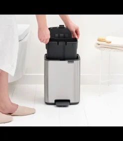 Brabantia Bo Pedaalemmer, 7 liter, stil sluitend, kunststof binnenemmer - Matt Steel Fingerprint Proof