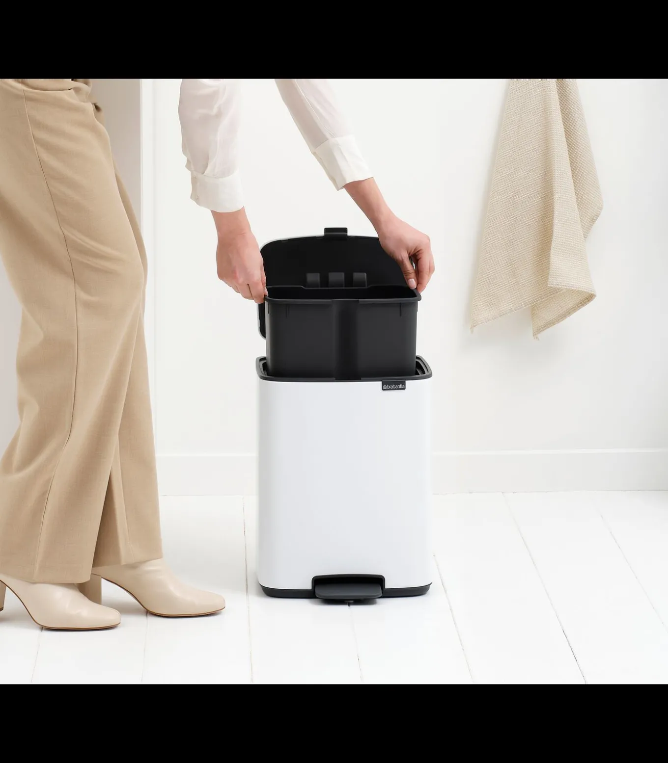 Brabantia Bo Pedaalemmer, 12 liter, stil sluitend, kunststof binnenemmer - White