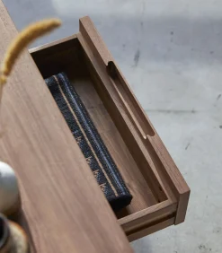 Ellie - Tv-meubel van massief notenhout 180 cm