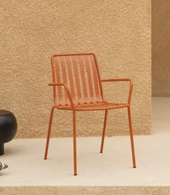 Gaby - Oranje metalen leunstoel