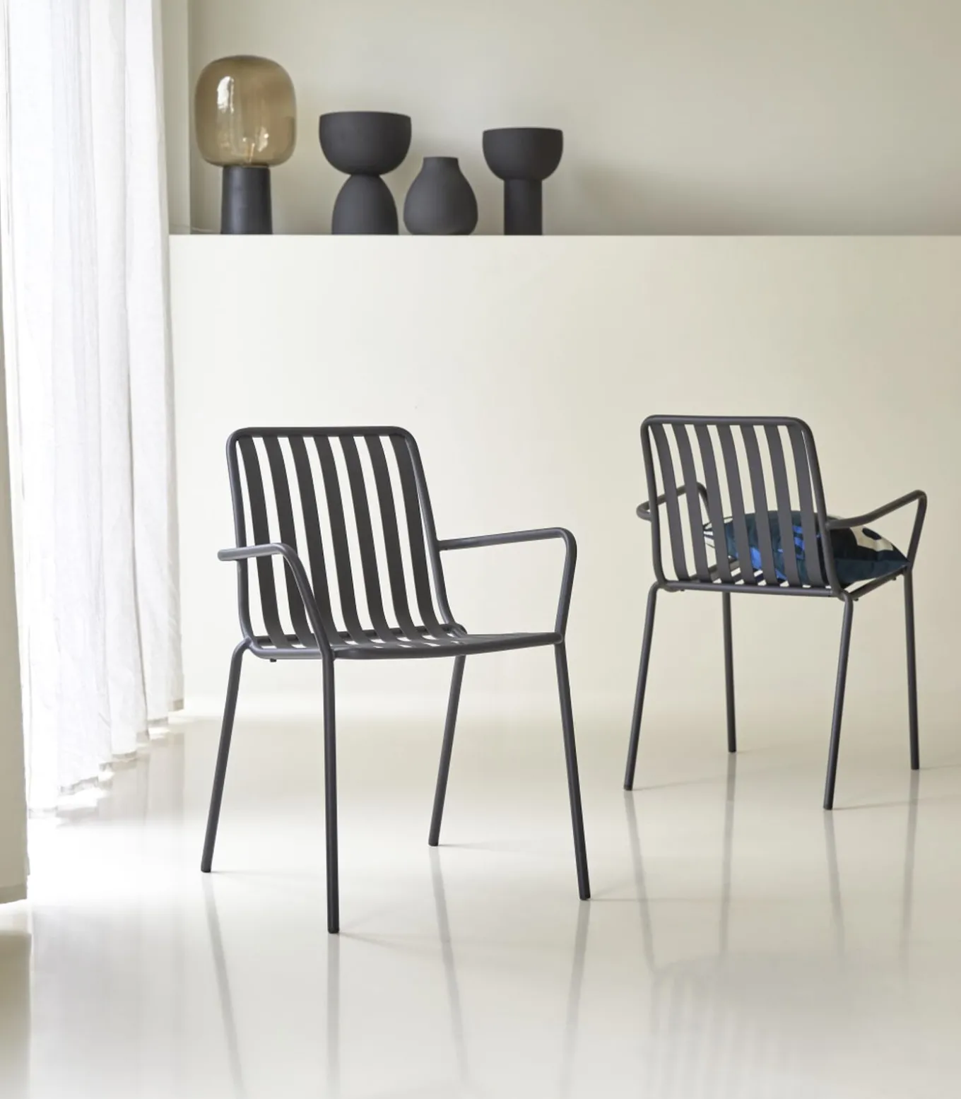 Gaby - Zwarte metalen fauteuil