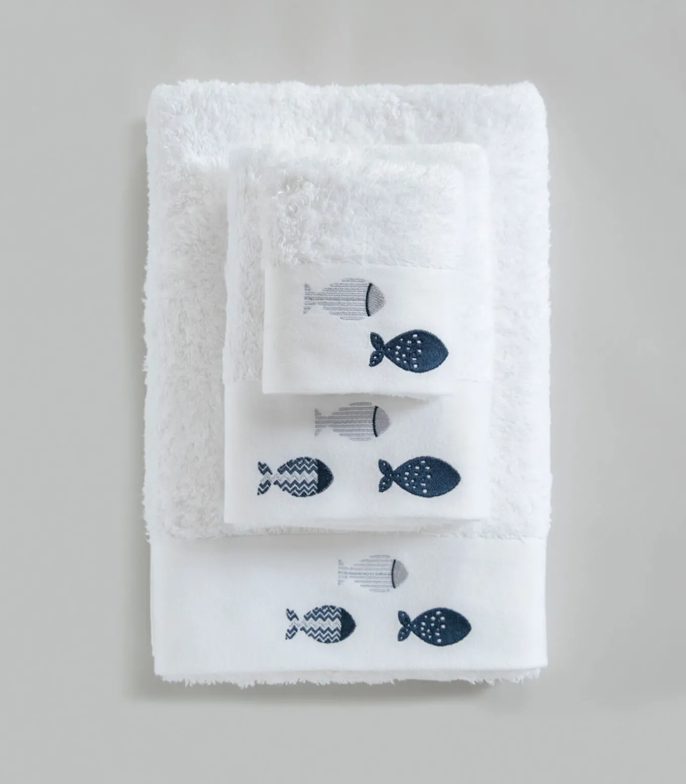 Geborduurde badhanddoek Delmy 85x150 cm Wit