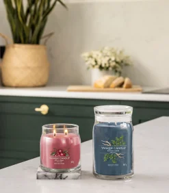 Geurkaars Black Cherry Signature Medium Jar