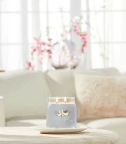 Geurkaars Smoked Vanilla & Cashmere Signature Medium Jar