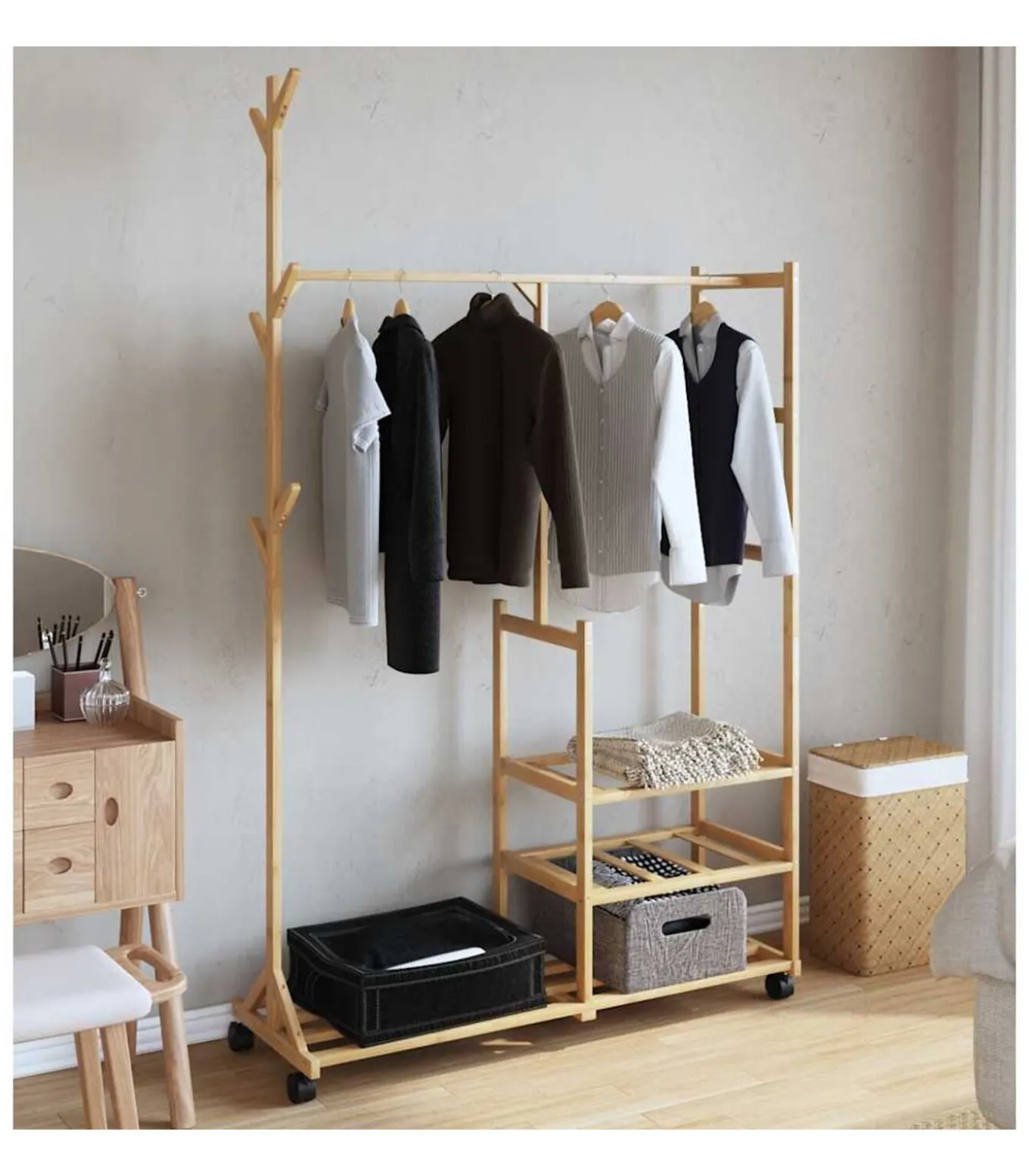 Kledingrek met schappen en wielen 100x38x175,5 cm bamboe