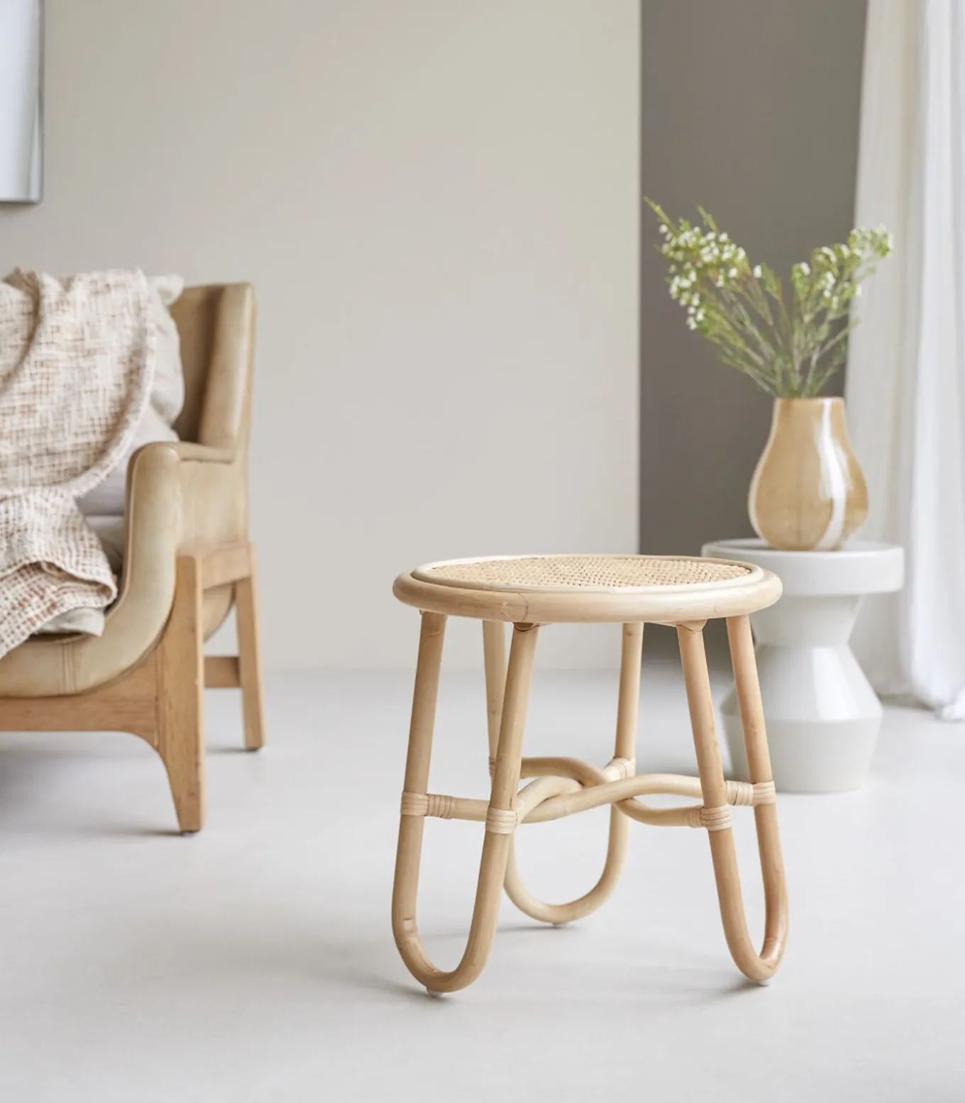 Lina - Rotan banktafel