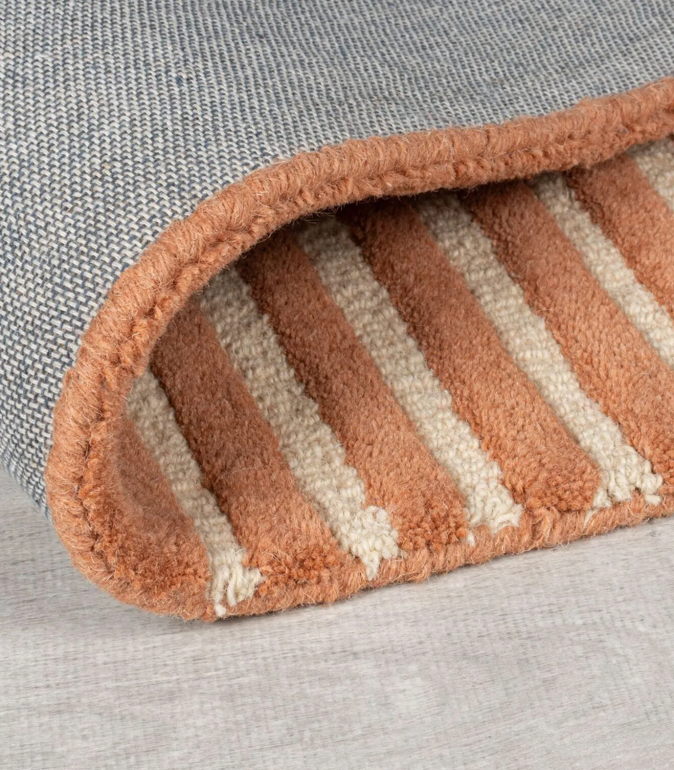 Modern puur wollen tapijt FORMAL MULTI voor woonkamer en slaapkamer