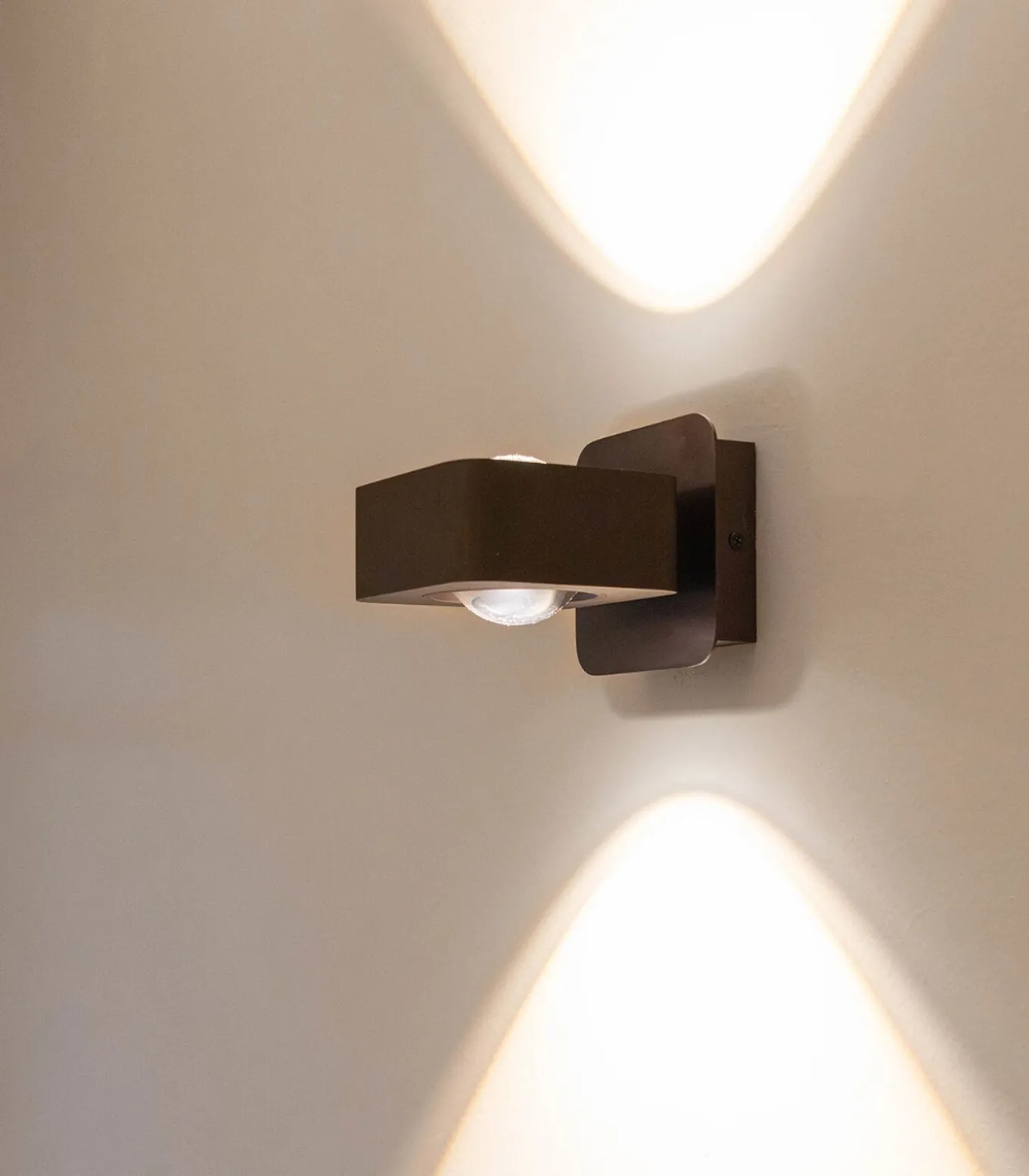 Myrom - Wandlamp - Brons