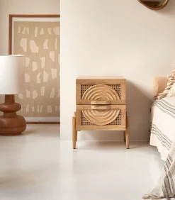 Sina - Nachtkastje van massief mangohout en rotan