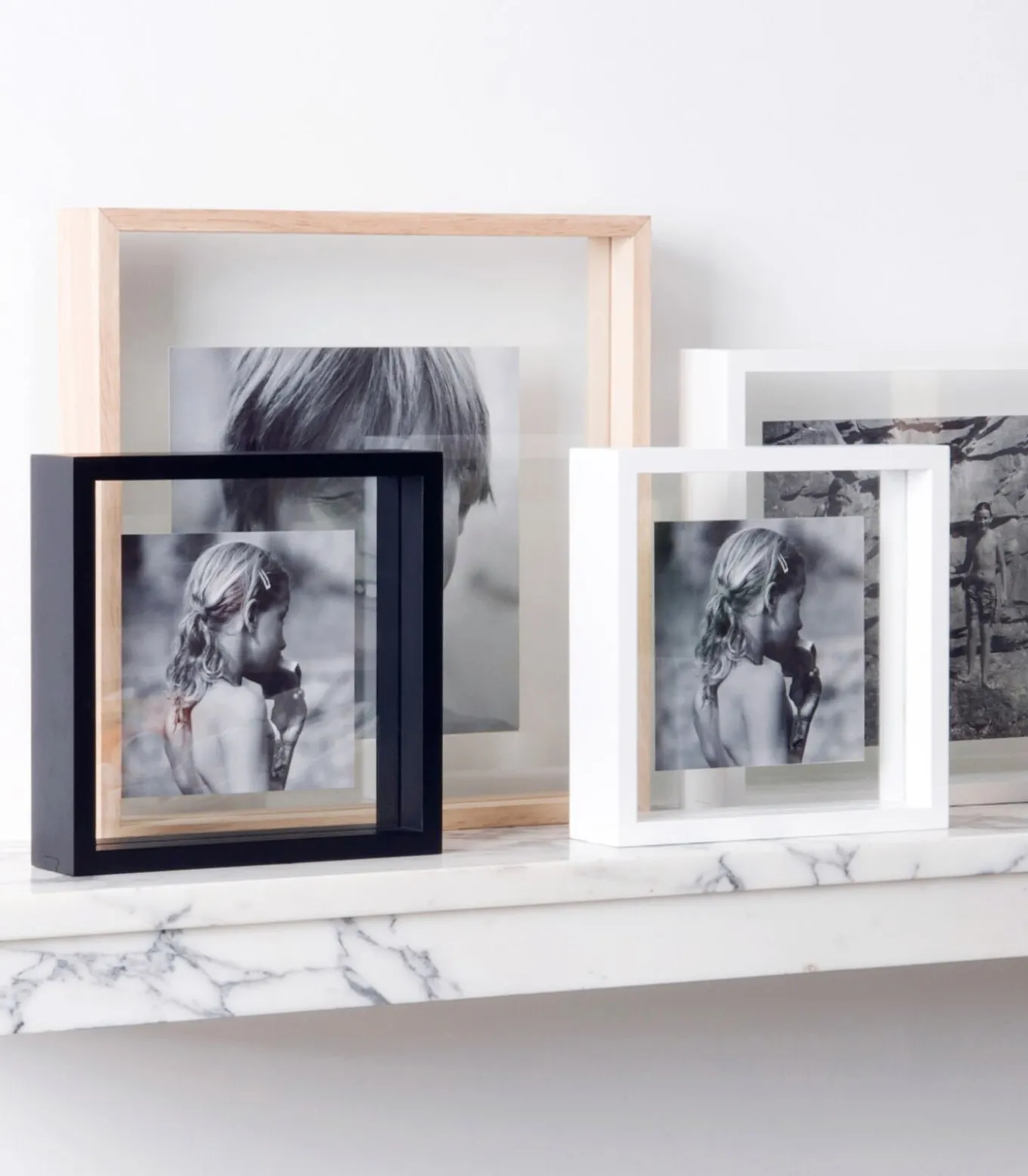 SQUARE FLOATING Box 32 x 32 donker hout