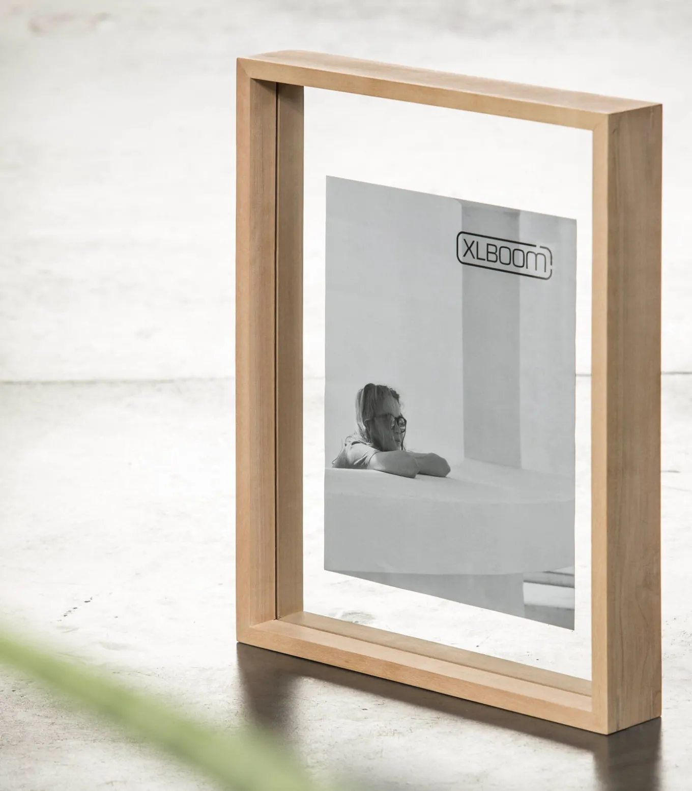 SQUARE FLOATING Box 25 x 25 licht hout