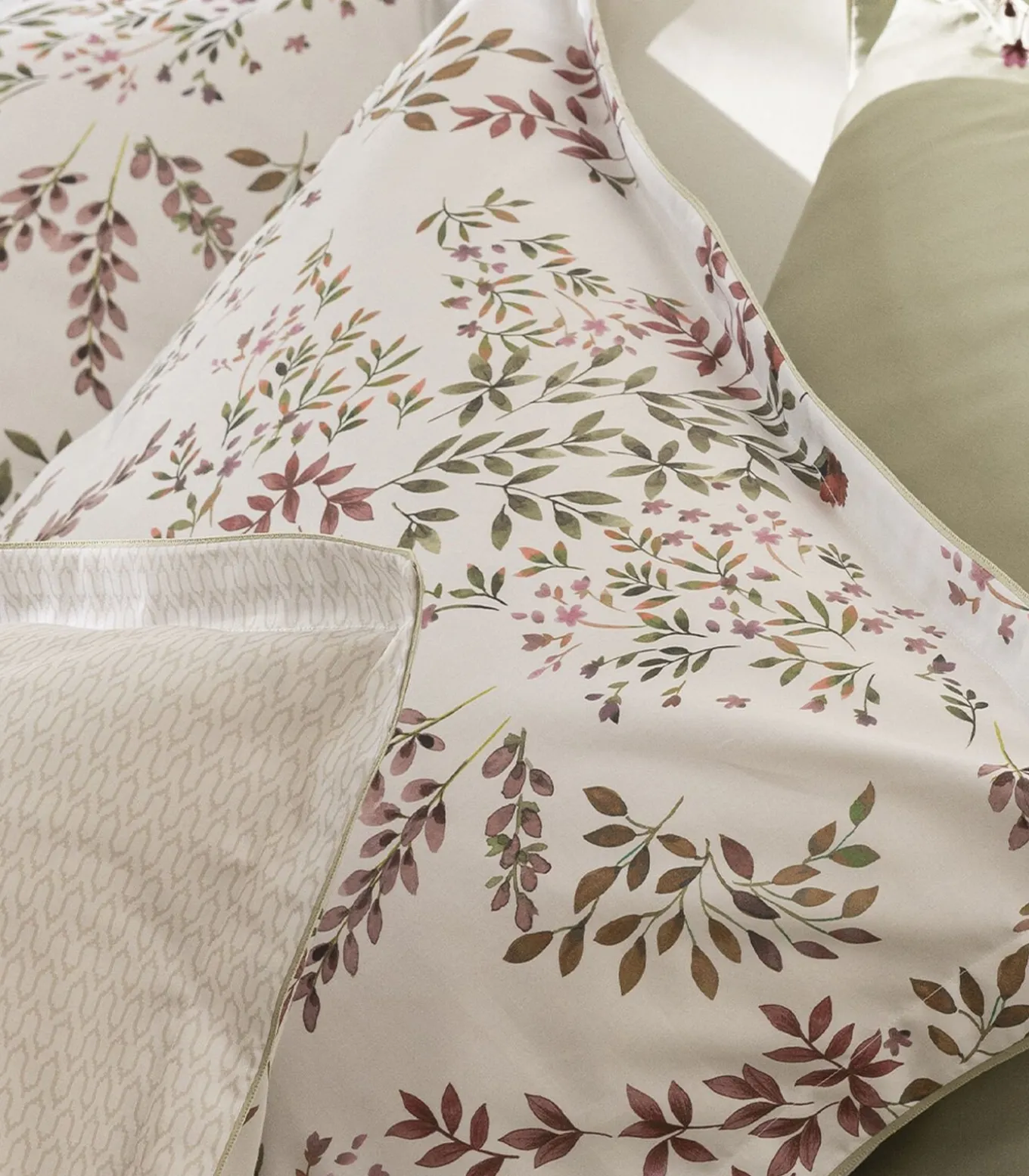 Tourbillon - Kussensloop in katoen satijn met print