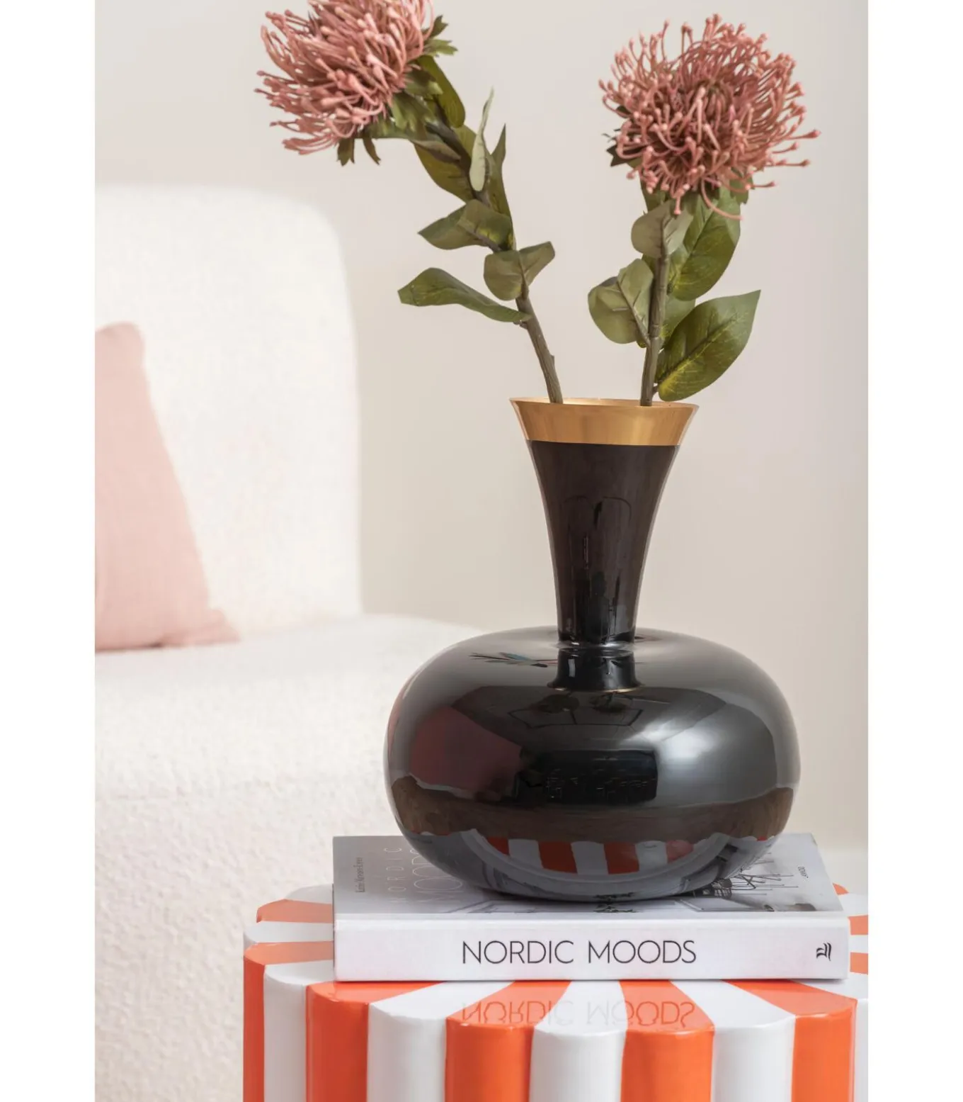 Vaas Yara - Zwart - 25x25x29cm