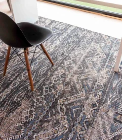 Vlak geweven woonkamer- en slaapkamerkleed BLACK FEZ