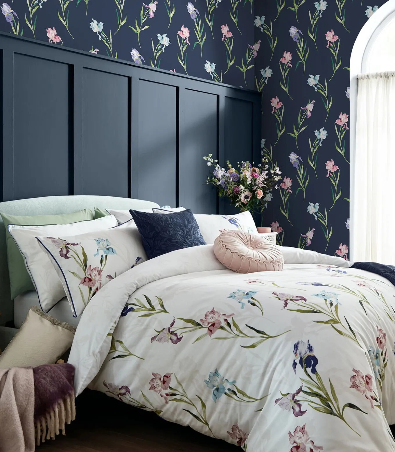 Vliesbehang Hawling Irises