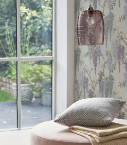 Vliesbehang Wisteria Garden Pale Iris |