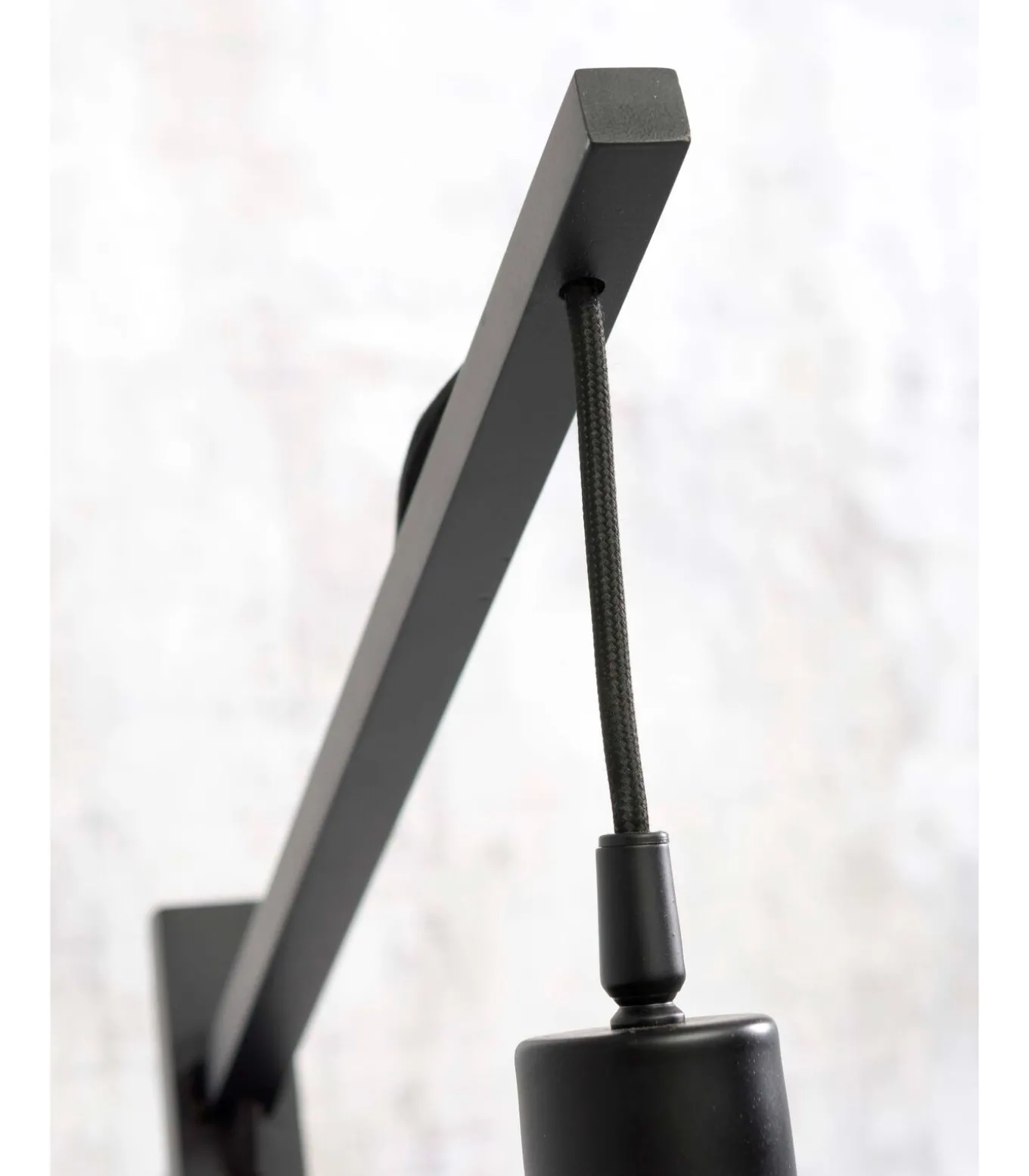 Vloerlamp Madeira - Bamboe/Rotan Zwart - 74x48x176cm