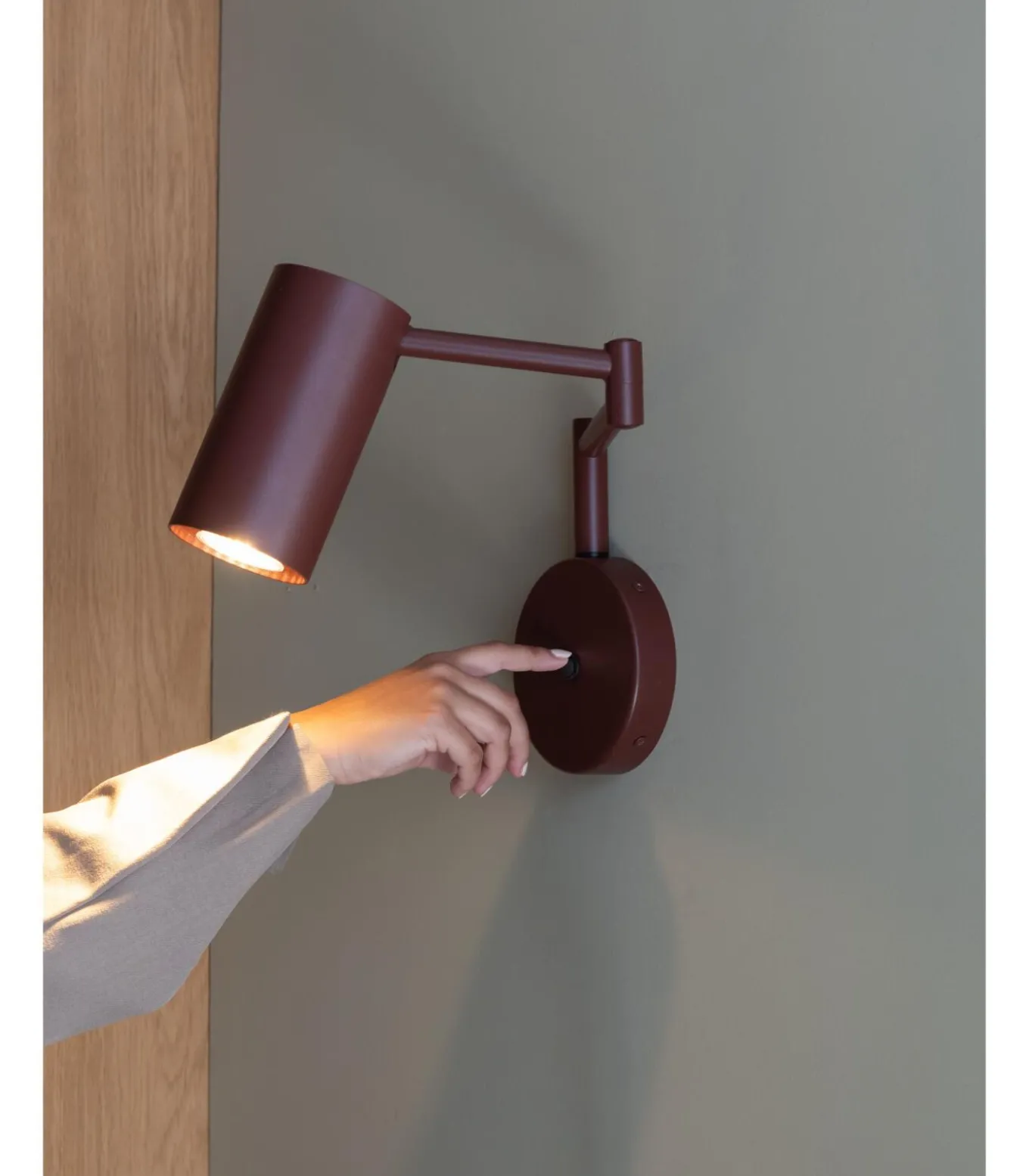 Wandlamp Bilbao - Rood - 33x12x27cm