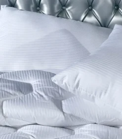 Warm wit synthetisch winterdekbed 240x260 cm